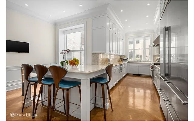 Sold by Douglas Elliman | media 5