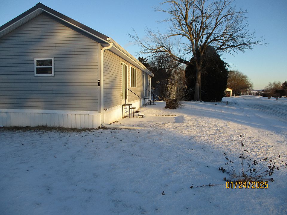 1st image of 25 Meadowlark Ln