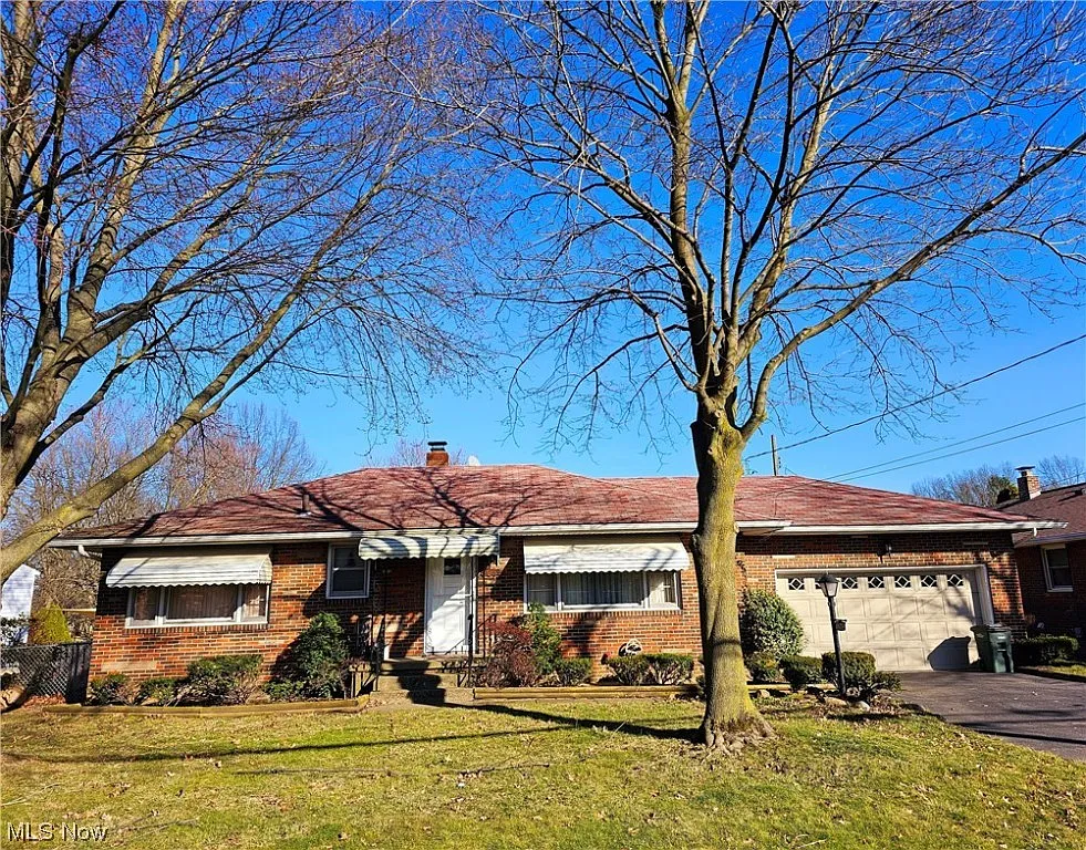 1765 Bailey Rd photo 1