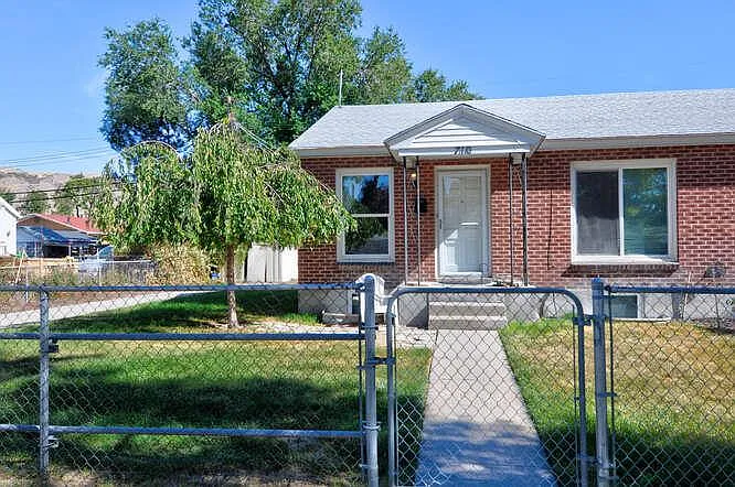 710 N Oakley St #710