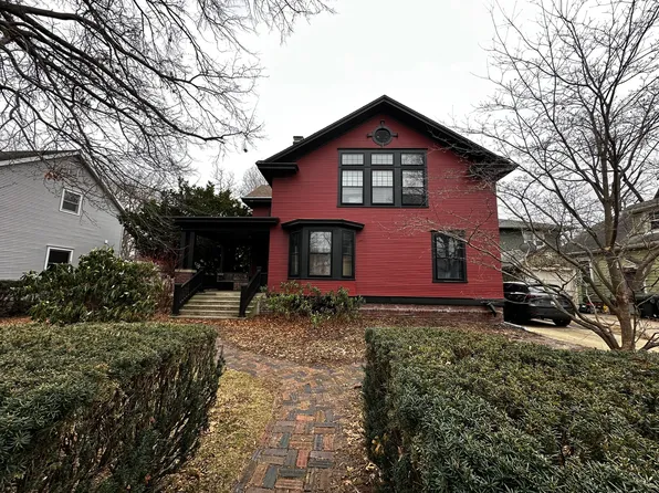 209 W California Ave, Urbana, IL 61801