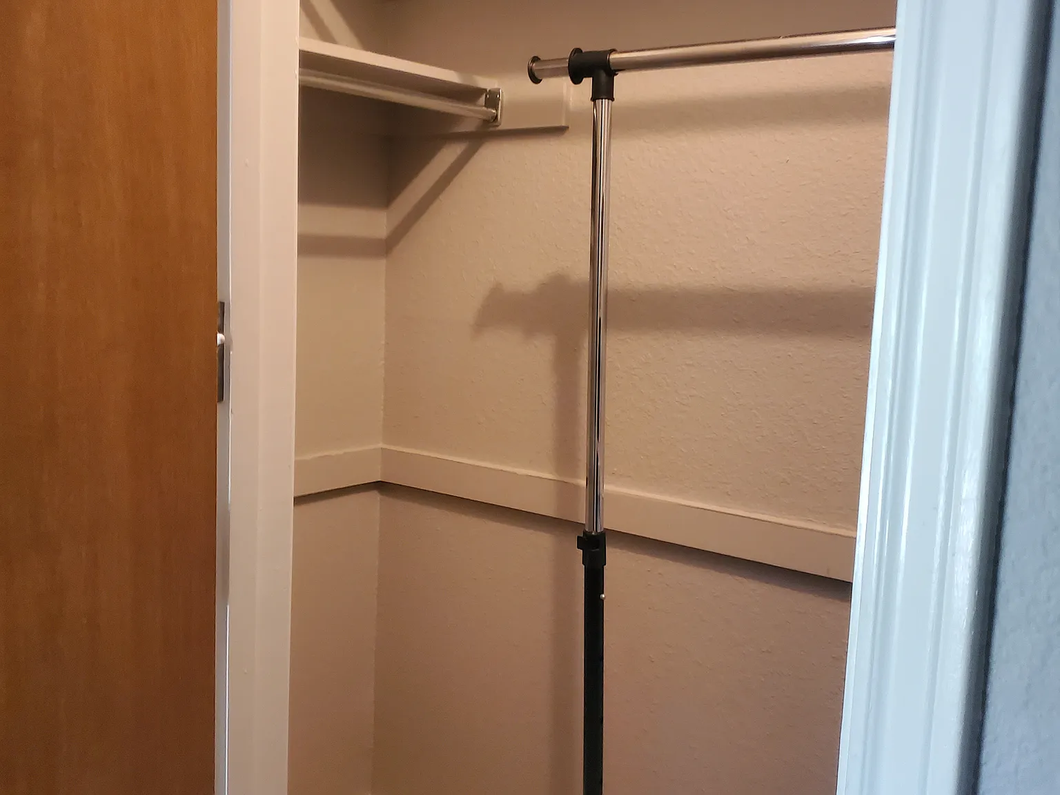 1 bed, 160 sqft, $1,000 — Photo 4