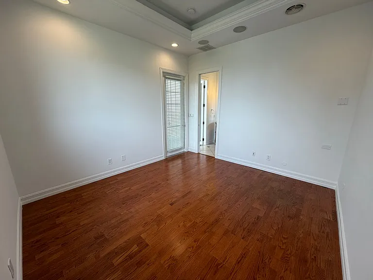 3425 Anton Ct — Photo 34