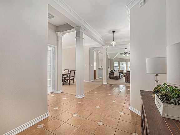 3rd image of 319 Riverway Bluff Lane