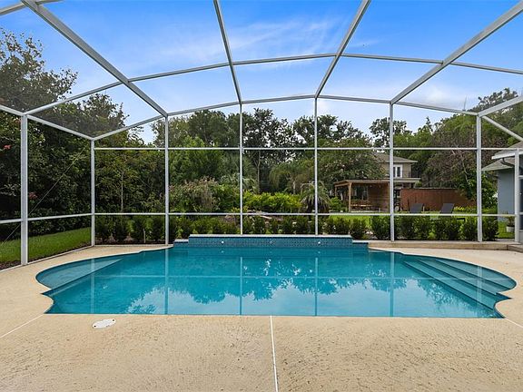 2nd image of 113 SANDY OAKS PLACE