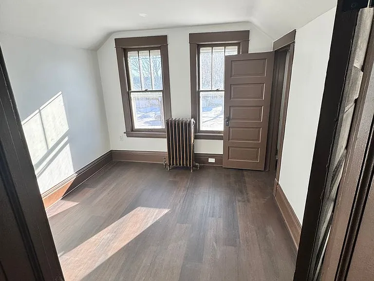 1021 Charles Ave #1021 — Photo 7