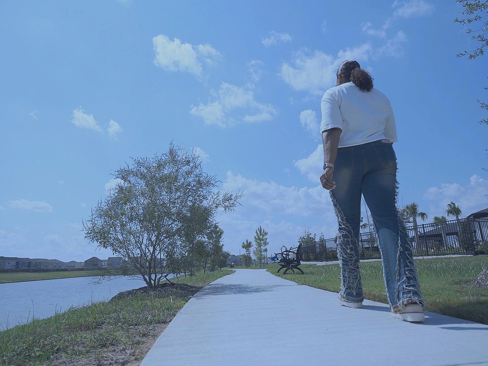 Walking Paths and Benches throughout the Community