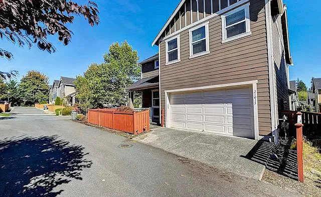 21015 39th Dr SE — Photo 13