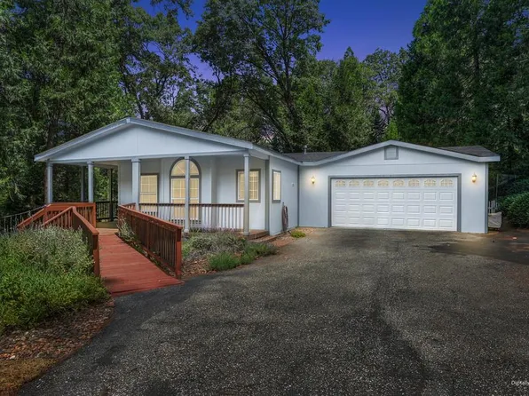 6564 Green Leaf Ln, Foresthill, CA 95631