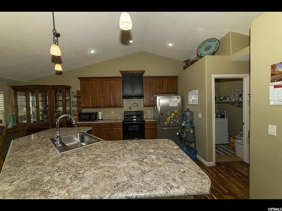 5th image of 6383 S High Bluff Dr