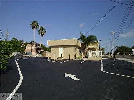 Home for Sale in Clearwater, Florida $379,000