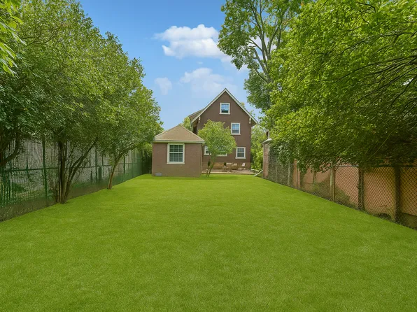 1917 Glenwood Road image 7 of 36