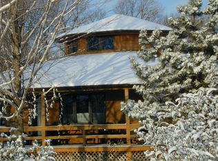 6907 Salmon Creek Rd, Williamson, NY 14589