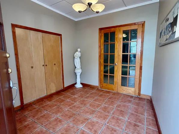 2108 West Street image 6 of 13