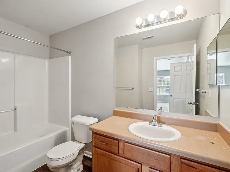 Abbey Ridge Apartment Homes — Photo 85