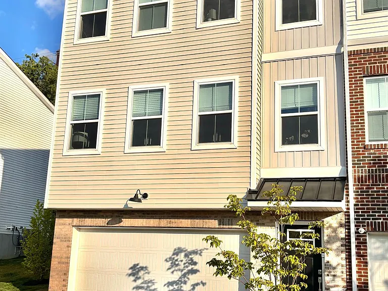111 Four Leaf Dr — Photo 18