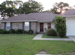 1273 Glastonbury Rd, Sumter, SC 29154