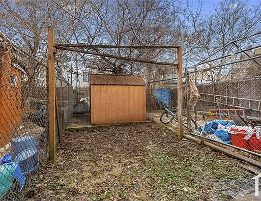 2534 N Water St — Photo 17