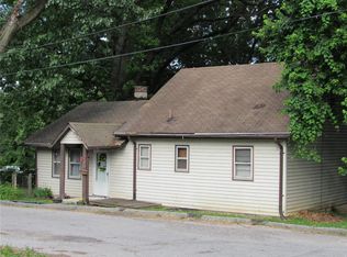 3100 Oakwood Ave, Alton, IL 62002