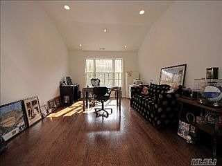 1st image of 29 Wilkshire Cir
