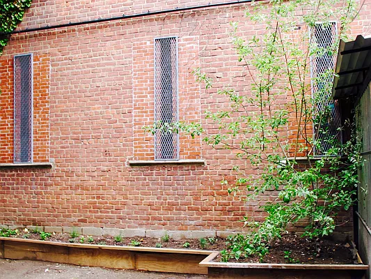 Rented by EXR | media 15