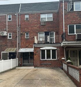 62-56 71st St #1, Middle Village, NY, 11379