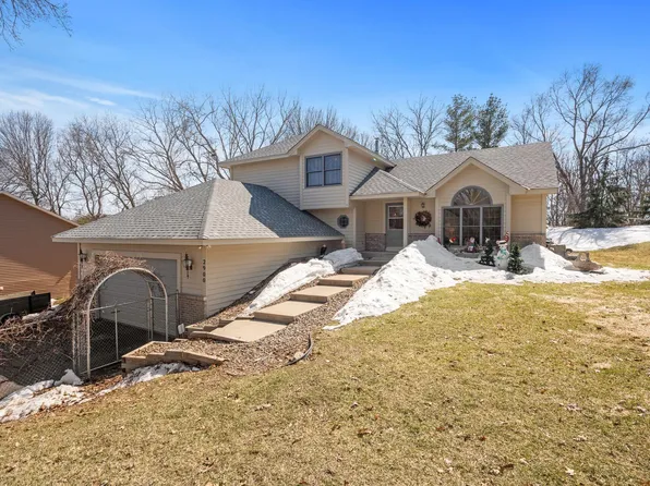 2900 46th Ct E, Inver Grove Heights, MN 55076
