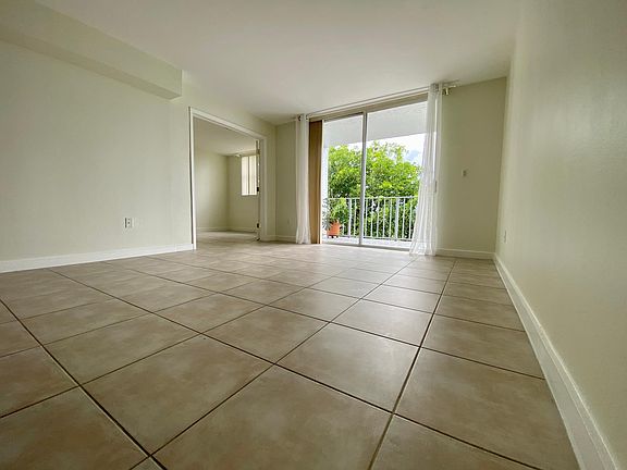 4th image of 650 NE 64th St APT G602