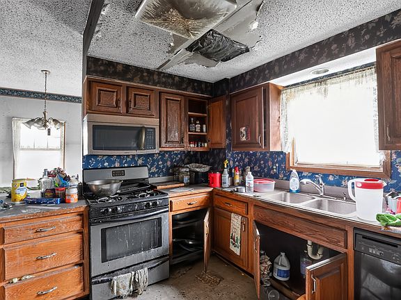 3rd image of 502 S Lebanon St