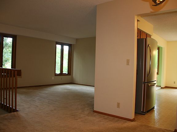 Living Room (upper level)
