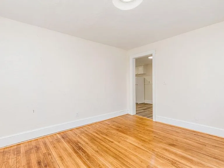 4008 Colonial Ave — Photo 13