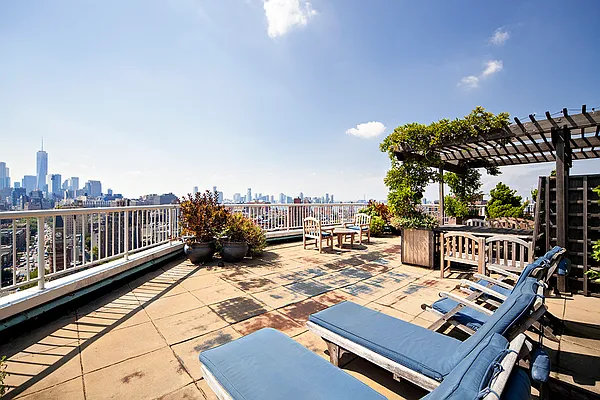 Sold by Compass | media 14