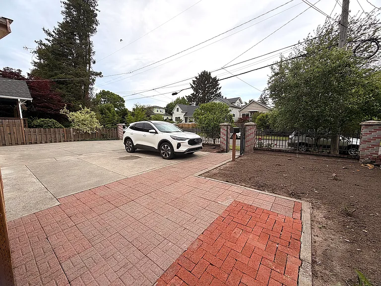 4245 S Raymond St — Photo 24