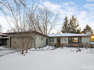 544 N Lyle Ave, Elgin, IL 60123