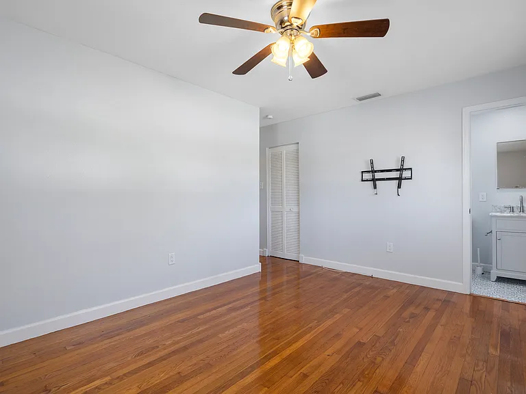 4420 W Fair Oaks Ave — Photo 13
