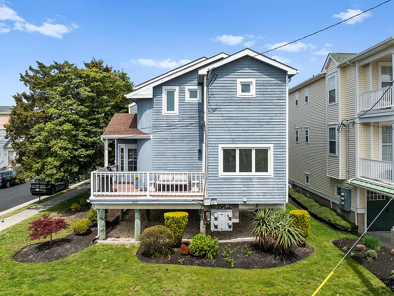 9417 Winchester Ave #A — Photo 33