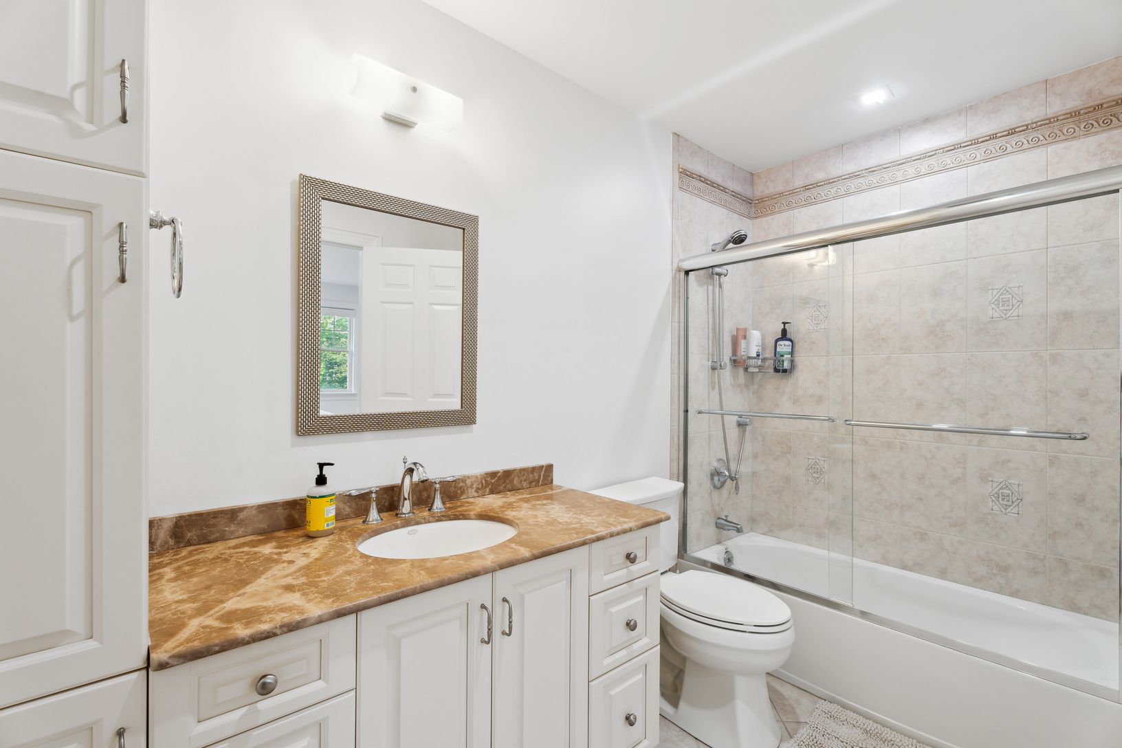 2nd Floor Guest Bath