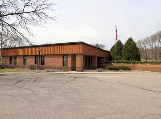 1260 5th St W, Northfield, MN 55057