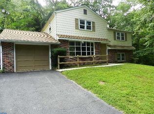 1300 Sherwood Dr, West Chester, PA 19380