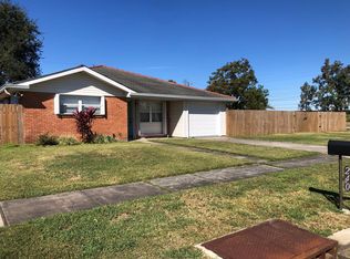 240 Beaver Dr, Arabi, LA 70032