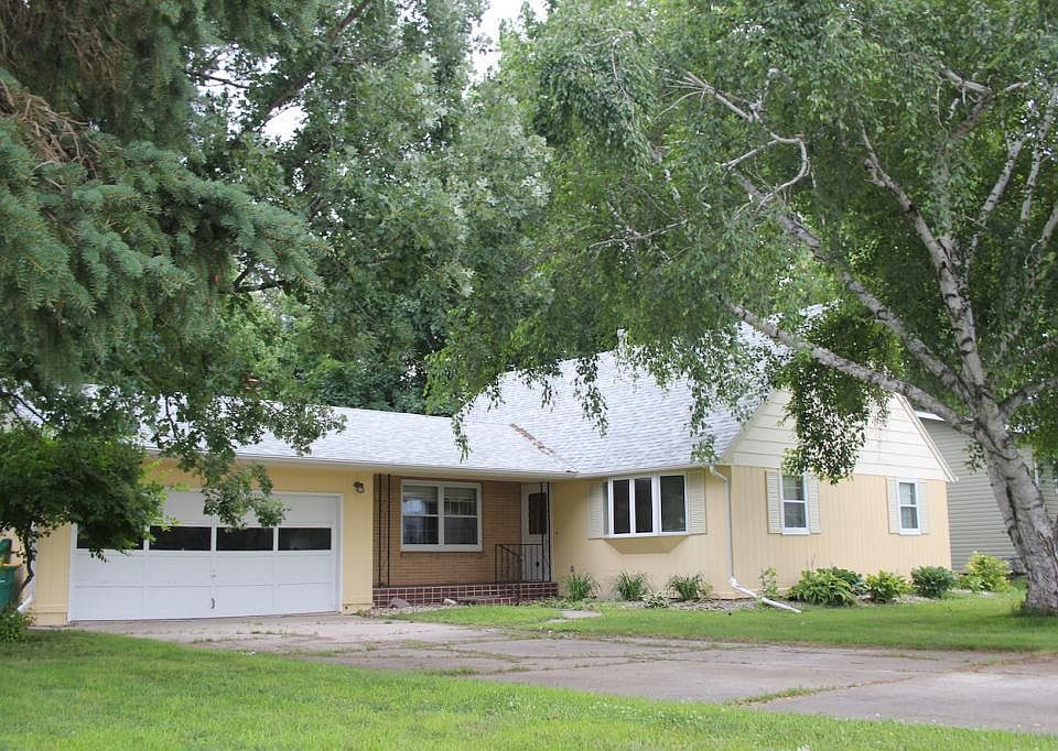 1st image of 802 Highland Highway Ave