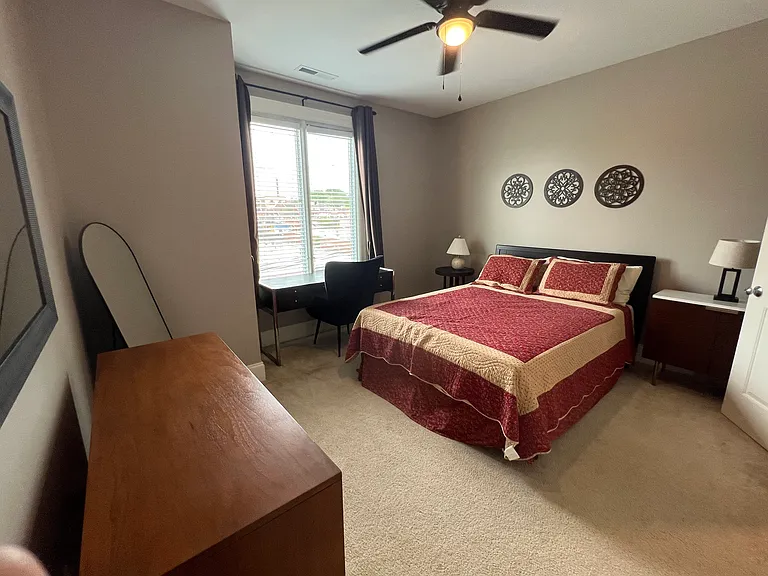 400 W Rosemary St #106 — Photo 8