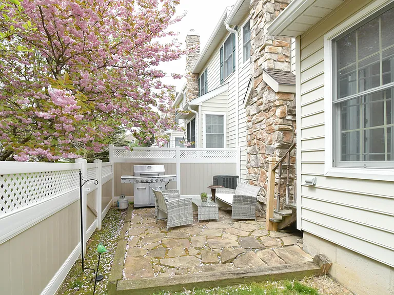 253 Patriot Hill Dr #253 — Photo 24