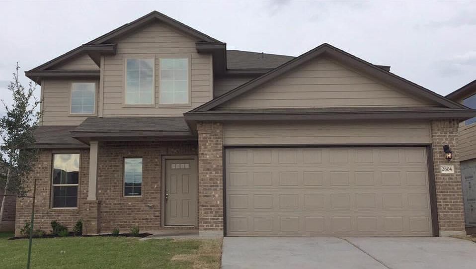 1st image of 2804 Gilchrist Dr