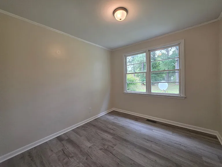 2266 Onslow Dr — Photo 11