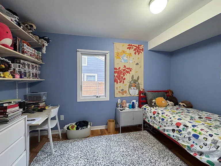 927 Northwood St — Photo 8