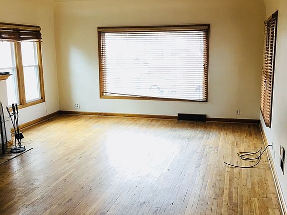 4th image of 1005 S Denver St