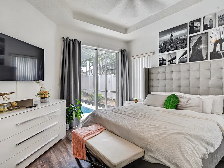 515 Corvina Dr — Photo 18