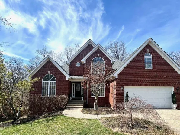 2021 Prestwick Dr, La Grange, KY 40031