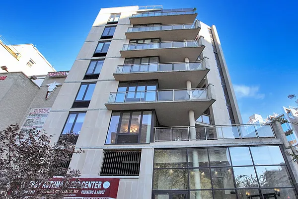 Sold by Remax Edge | media 20